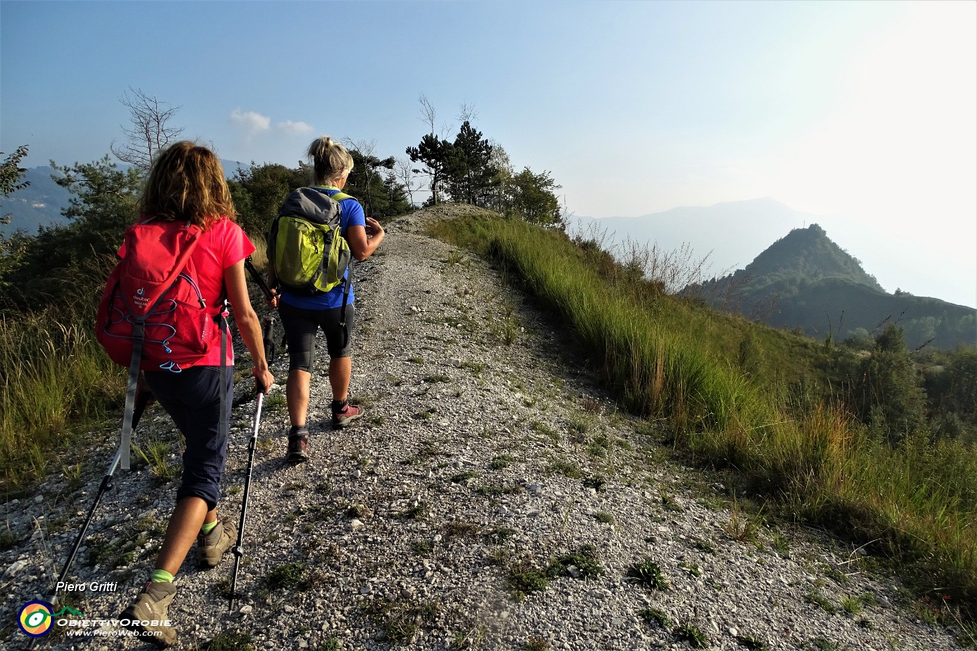 56 Torniamo indietro verso il Pizzo di Spino.JPG